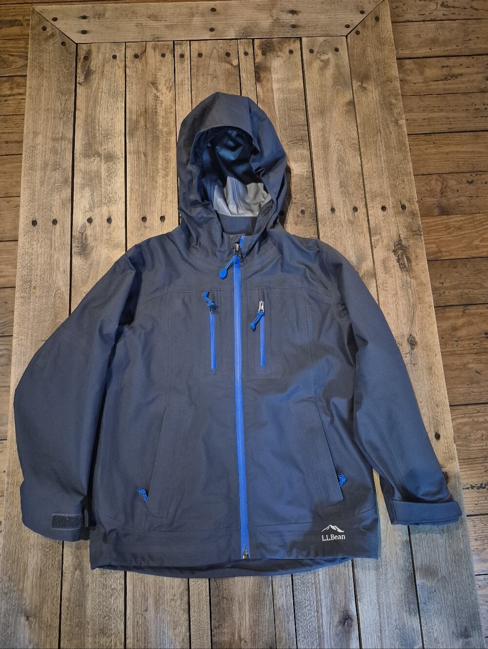 L.L. Bean Boy's Waterproof Hooded Jacket Size 5-6
